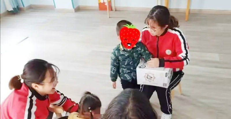 青岛融合教育盲盒”来了，自闭症儿童在游戏中训练